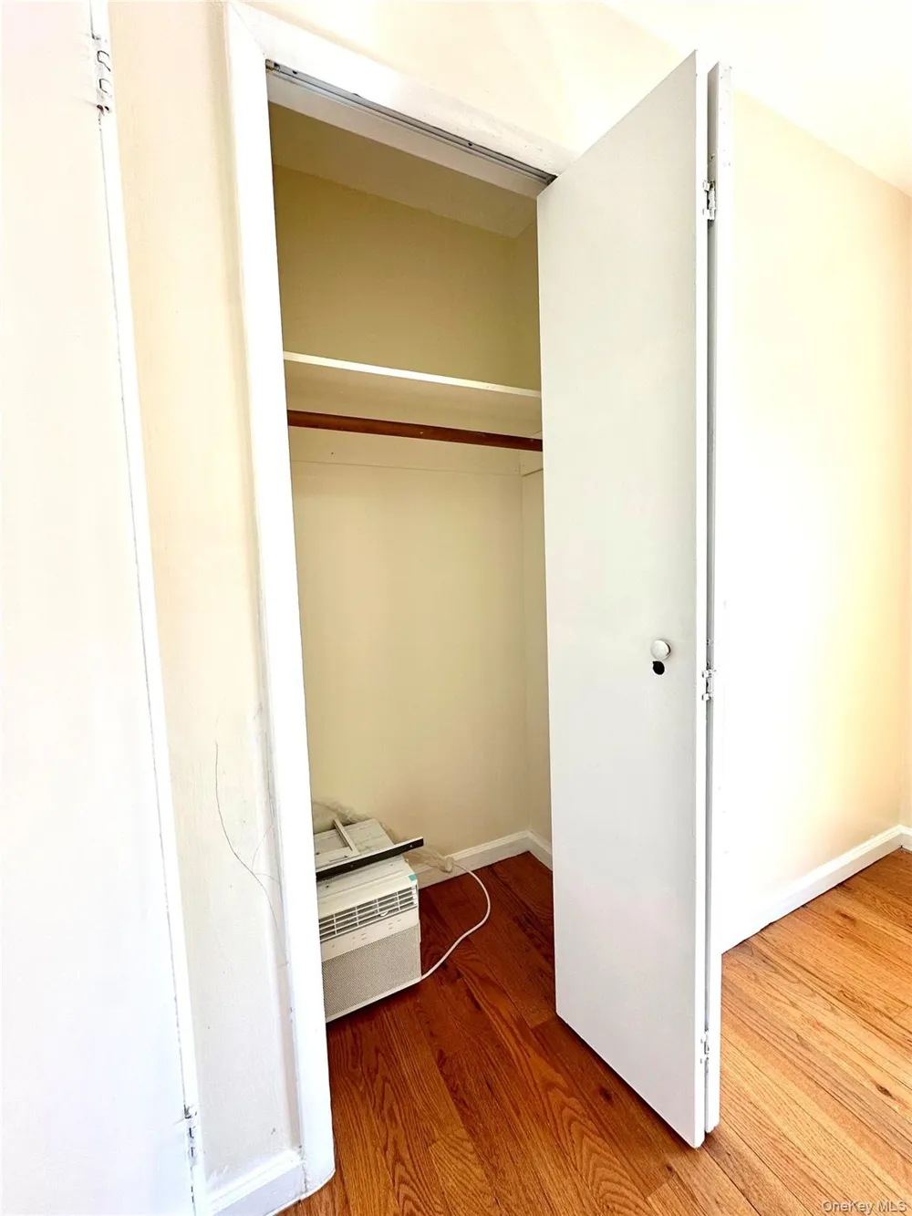 2069 Lacombe #2 Bronx, NY 10473