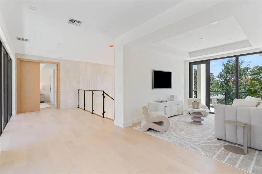 13 EASTVIEW AVENUE Delray Beach, FL 33483