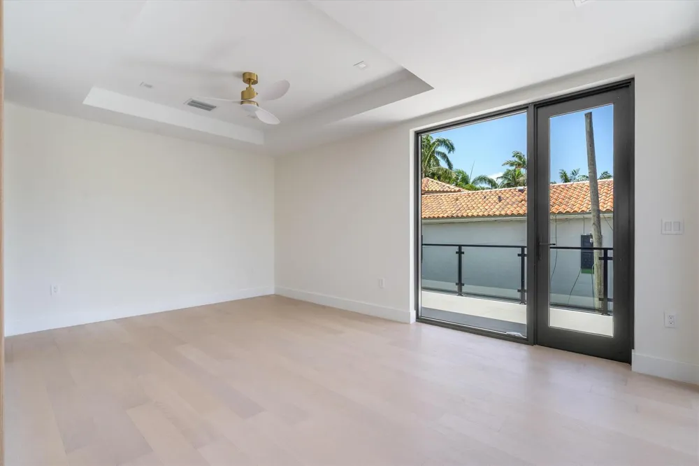 13 EASTVIEW AVENUE Delray Beach, FL 33483