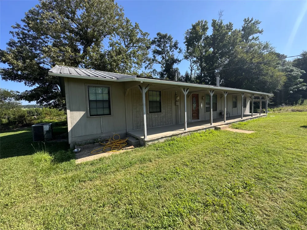 4537 PR 2301 Gilmer, TX 75644