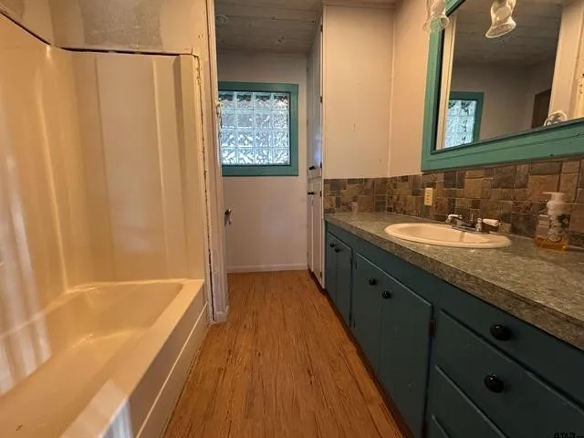 4537 PR 2301 Gilmer, TX 75644