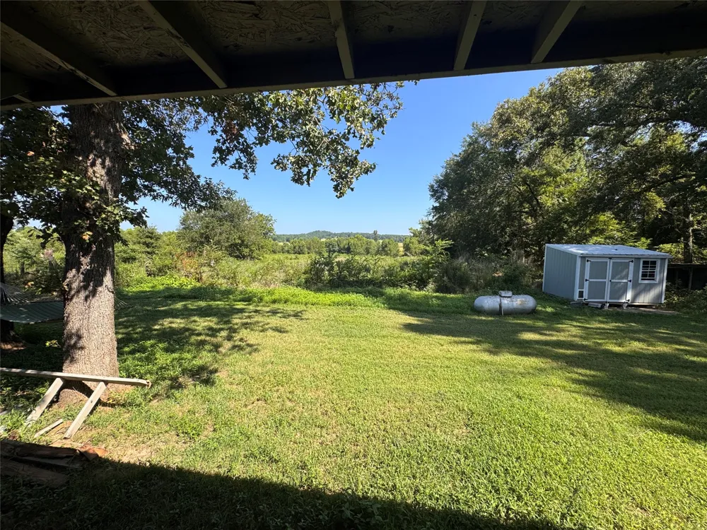 4537 PR 2301 Gilmer, TX 75644