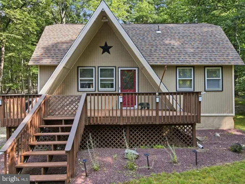 231 W LAKE VALLEY DRIVE