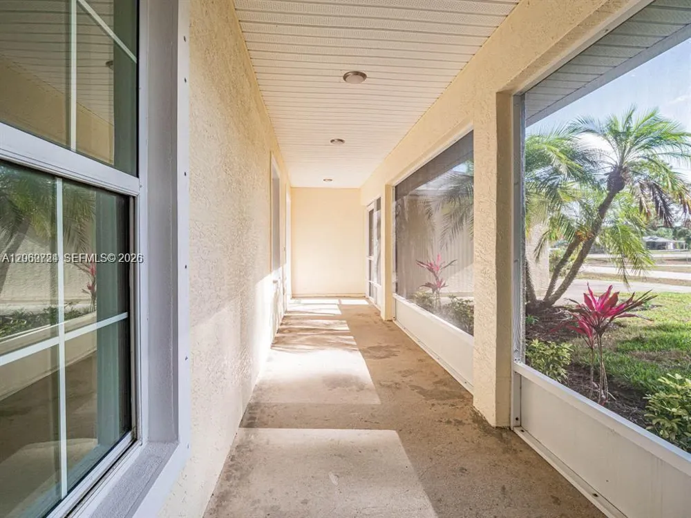 8265 97th Ave Vero Beach, FL 32967