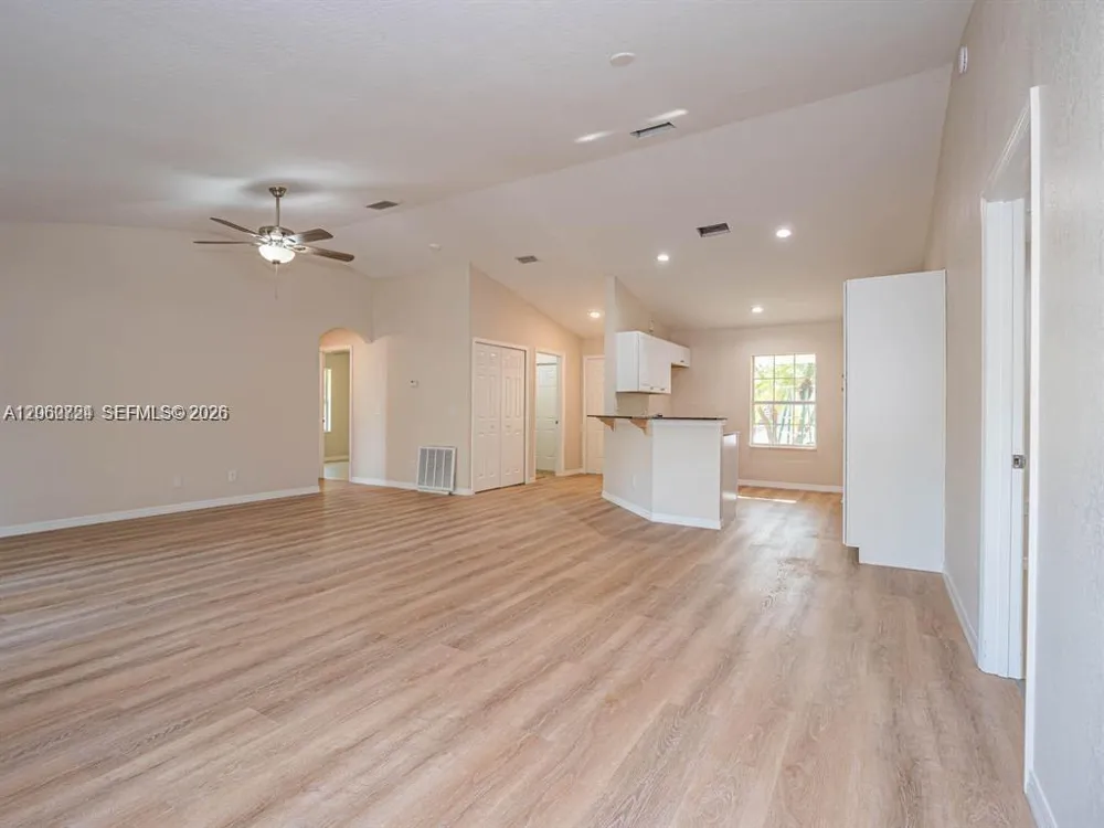 8265 97th Ave Vero Beach, FL 32967