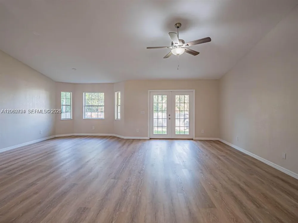 8265 97th Ave Vero Beach, FL 32967