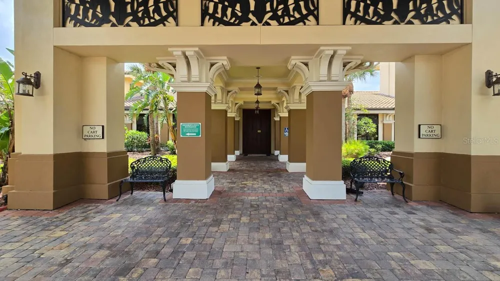 1425 EMERALD DUNES DRIVE #17 Sun City Center, FL 33573