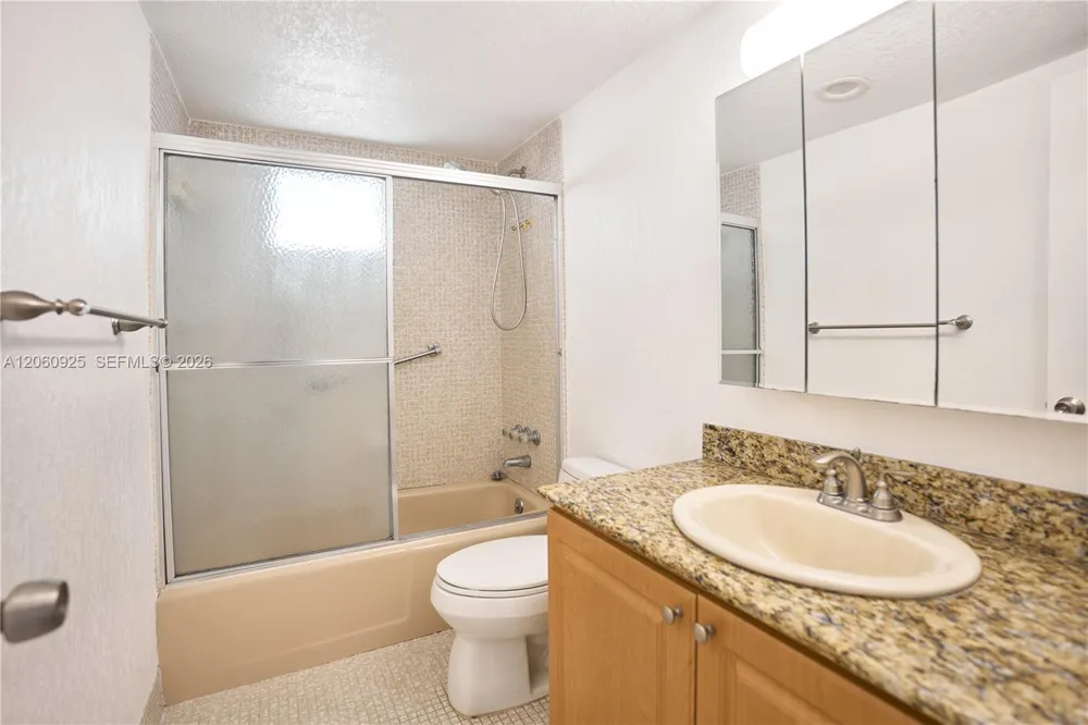 3600 NE 170th St #401 North Miami Beach, FL 33160