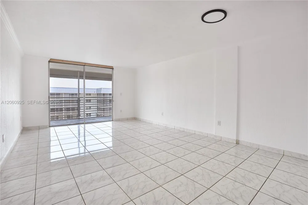 3600 NE 170th St #401 North Miami Beach, FL 33160