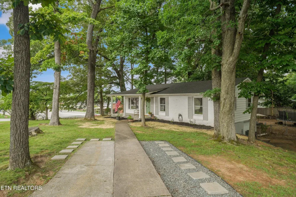 3604 Sisk Rd Knoxville, TN 37921