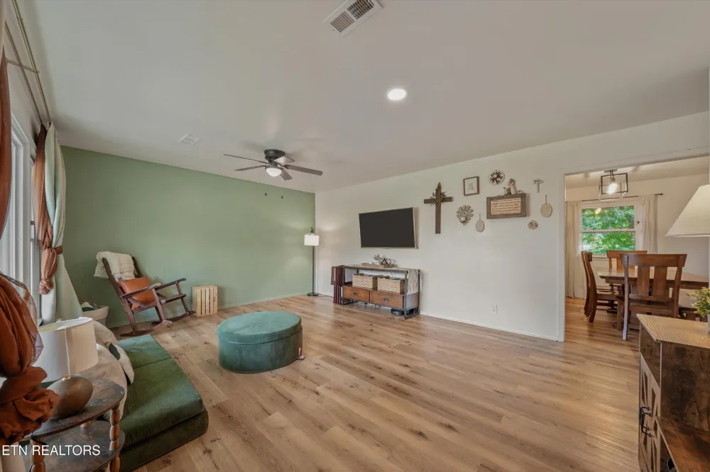 3604 Sisk Rd Knoxville, TN 37921