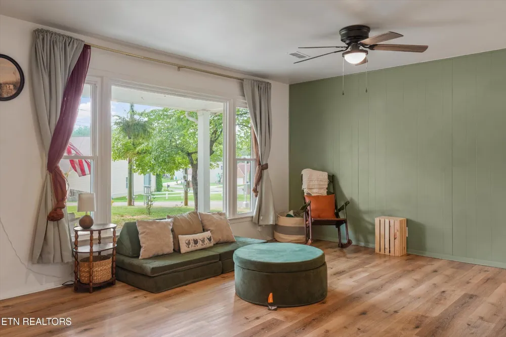 3604 Sisk Rd Knoxville, TN 37921