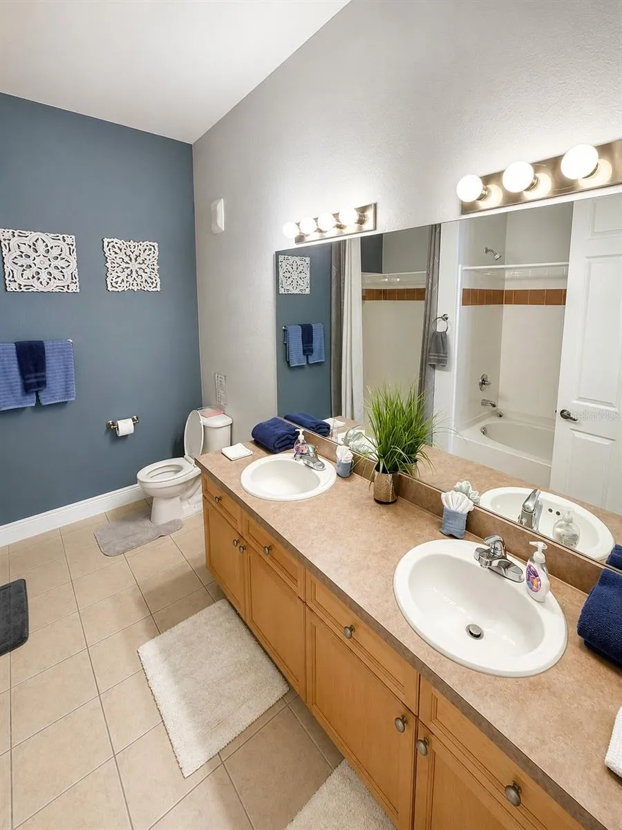 322 TERRACE RIDGE CIRCLE #322 Davenport, FL 33896