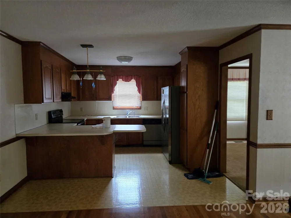 1671 Kensington Circle Newton, NC 28658