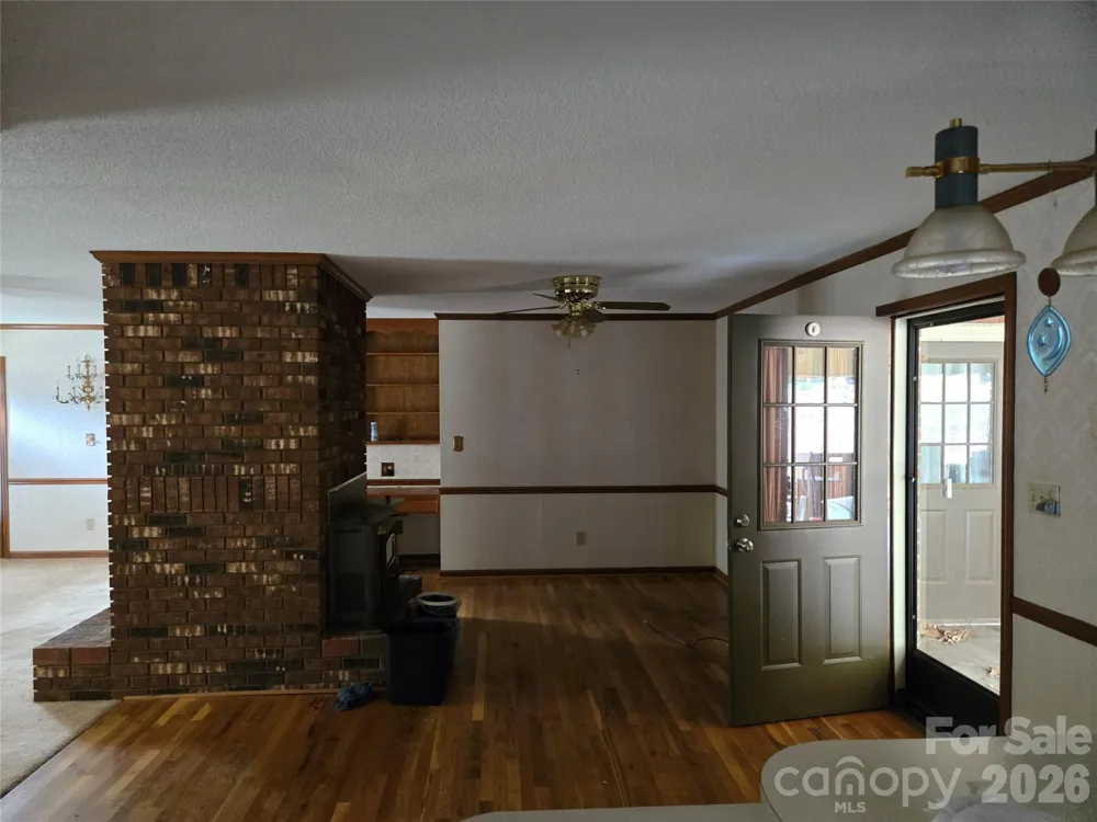 1671 Kensington Circle Newton, NC 28658