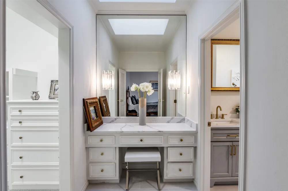 5865 Farquhar Lane Dallas, TX 75209