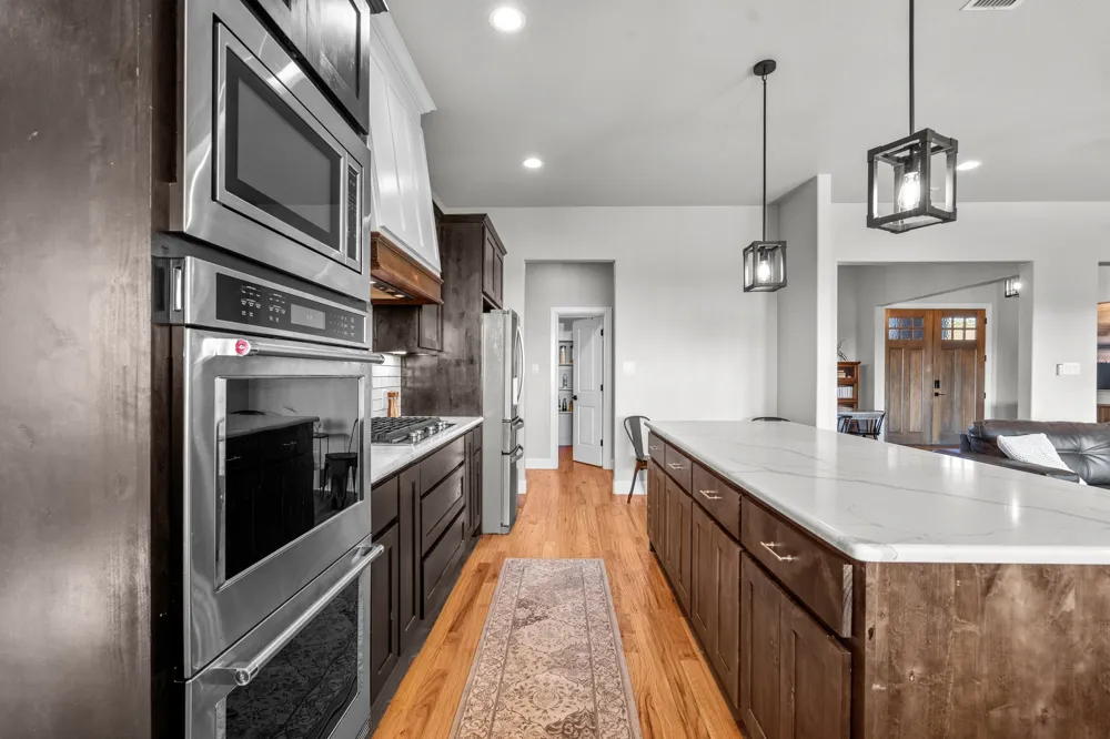 2100 Shady Grove Road Weatherford, TX 76088