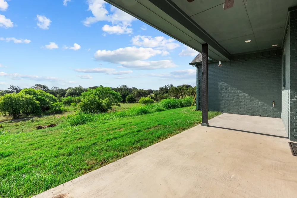 2100 Shady Grove Road Weatherford, TX 76088