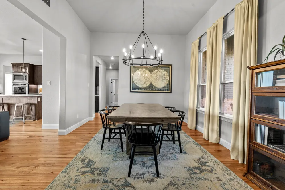 2100 Shady Grove Road Weatherford, TX 76088