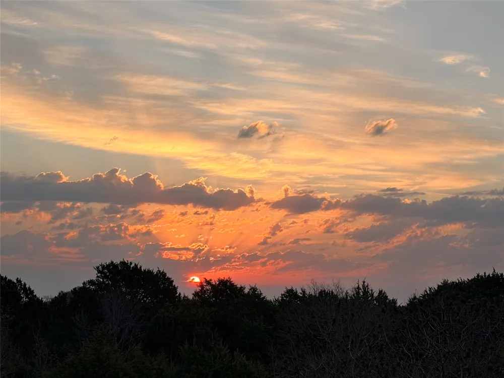 2100 Shady Grove Road Weatherford, TX 76088