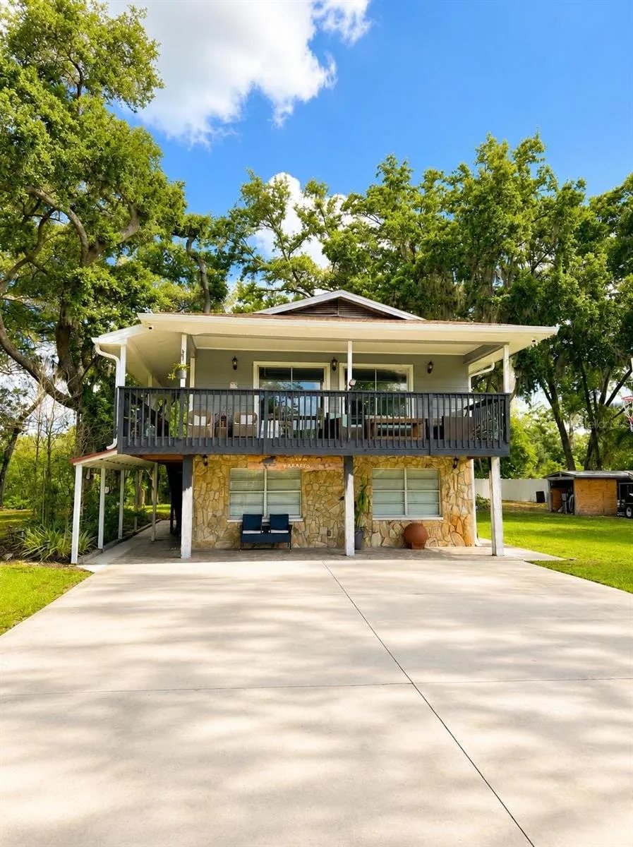 17430 BLACKWELL LANE Lutz, FL 33549