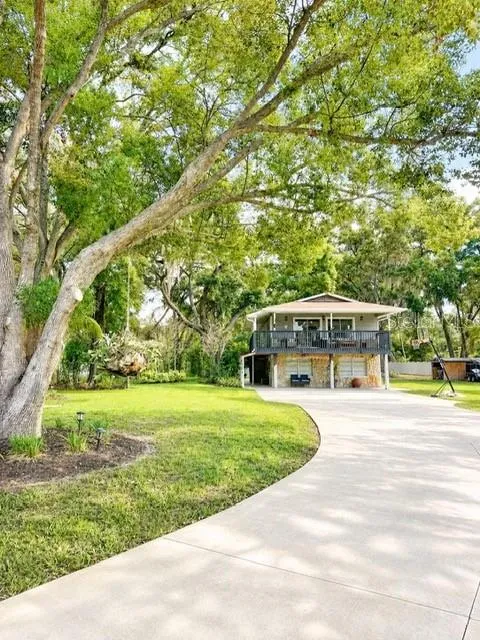 17430 BLACKWELL LANE