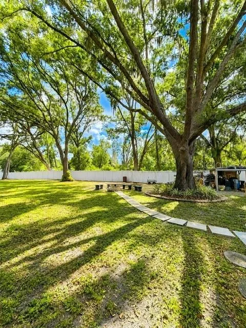 17430 BLACKWELL LANE Lutz, FL 33549