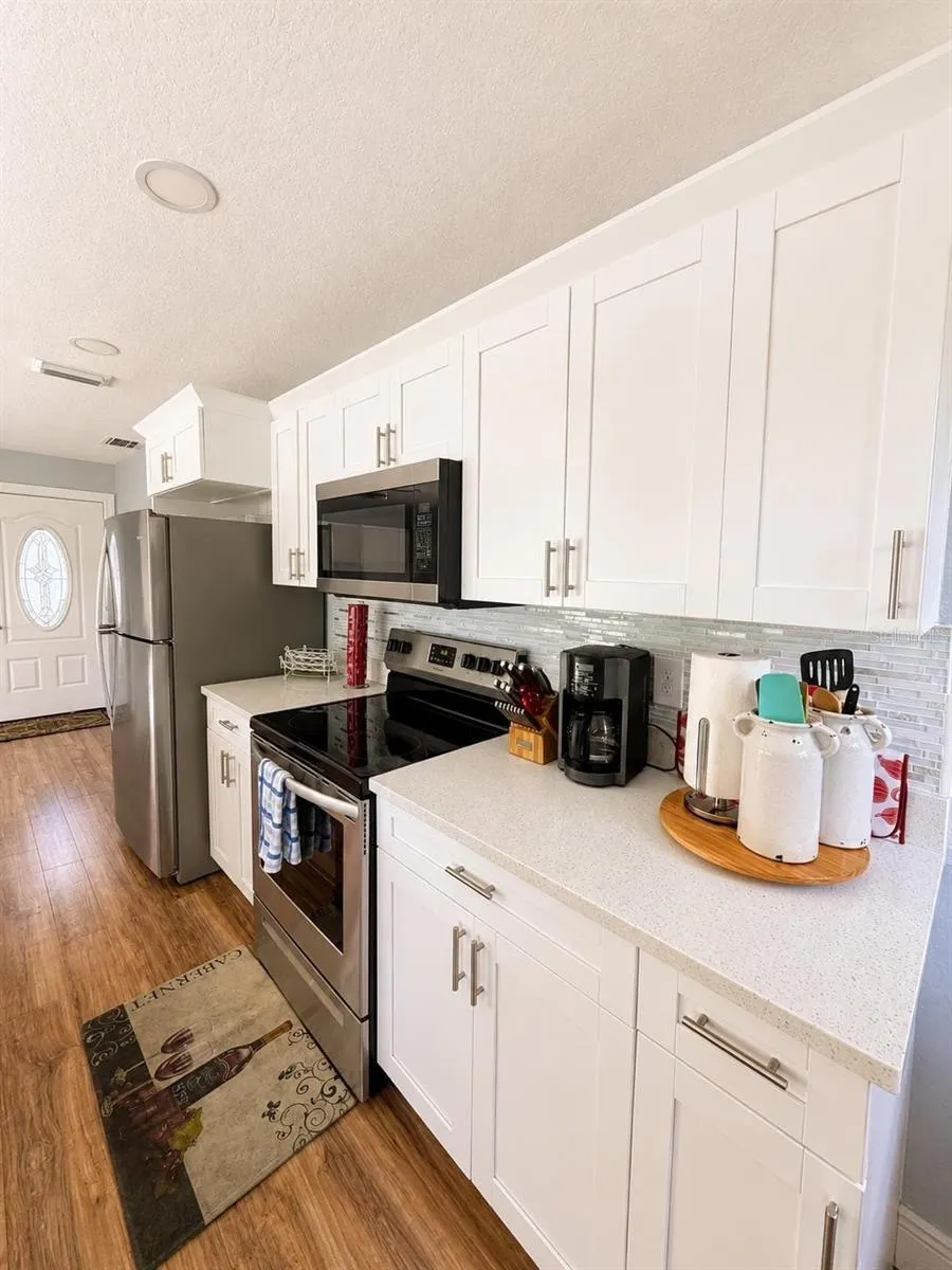 17430 BLACKWELL LANE Lutz, FL 33549