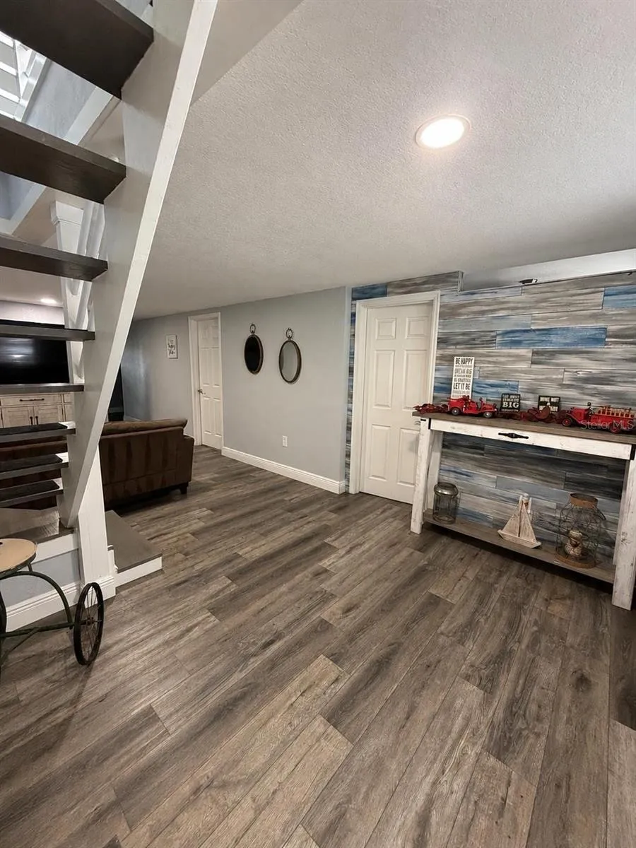 17430 BLACKWELL LANE Lutz, FL 33549