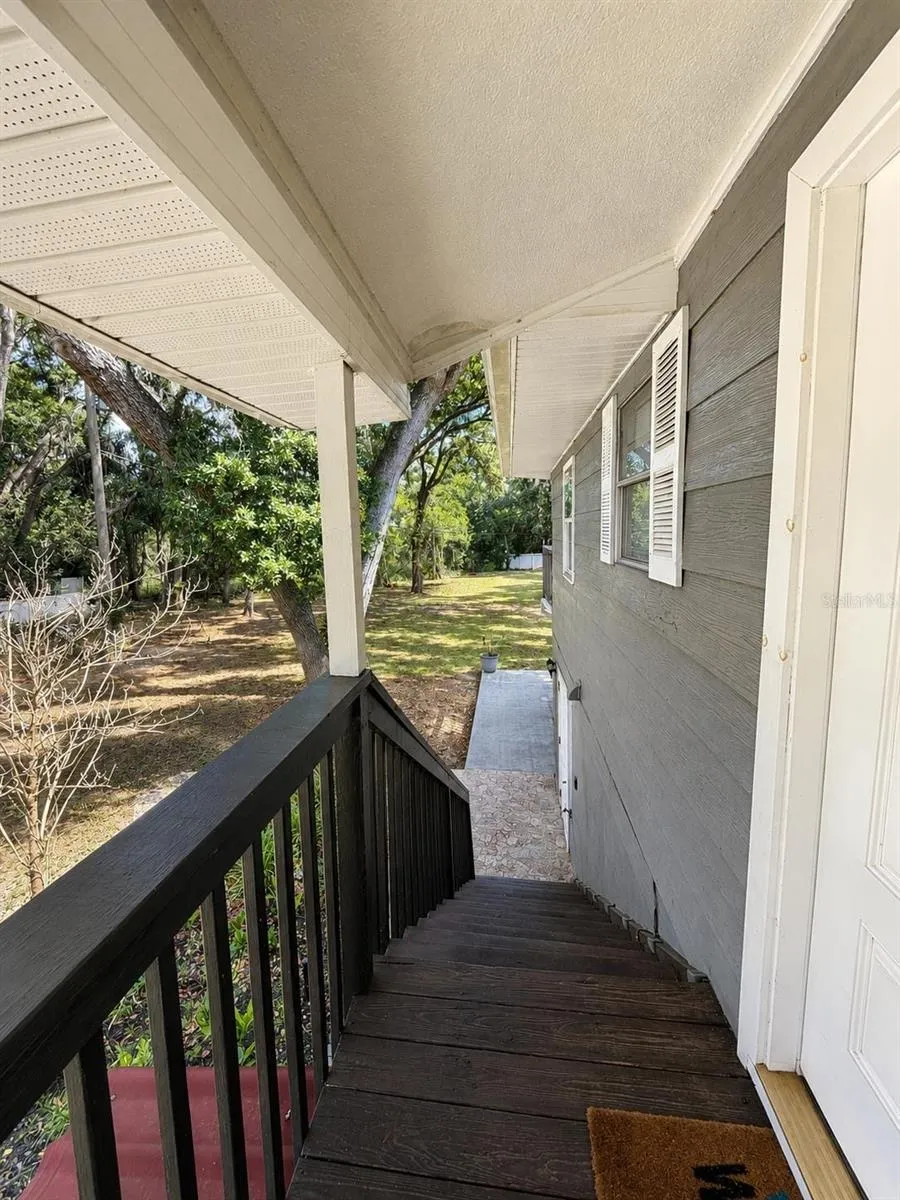 17430 BLACKWELL LANE Lutz, FL 33549