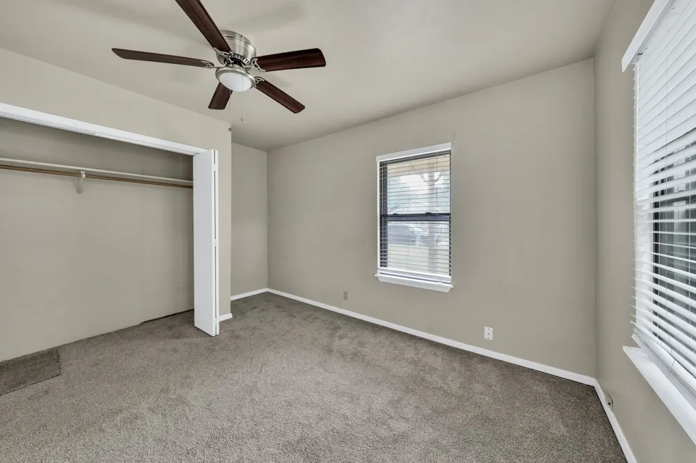 1404 E Tennie Street Gainesville, TX 76240