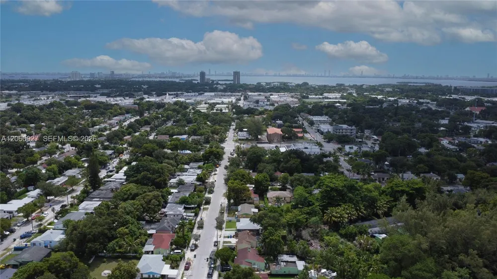 180 NW 67th St Miami, FL 33150