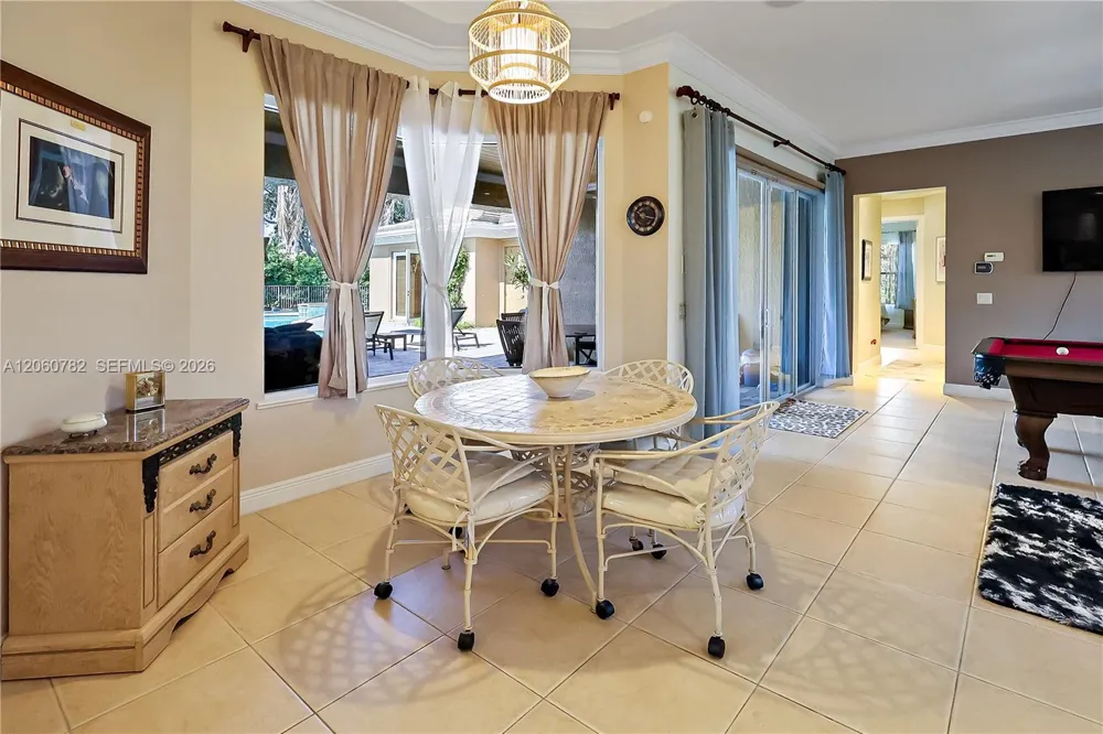 9030 Castle Harbour Cir Vero Beach, FL 32963