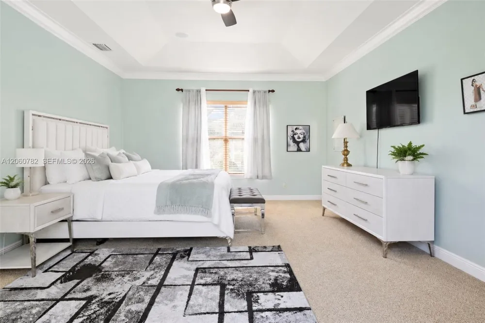9030 Castle Harbour Cir Vero Beach, FL 32963