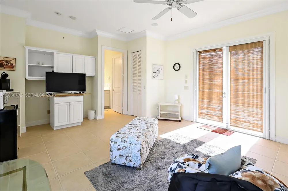 9030 Castle Harbour Cir Vero Beach, FL 32963
