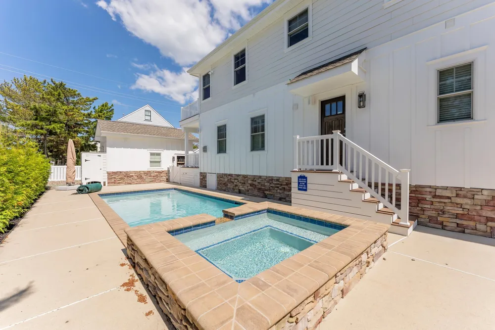 264 41st Street Avalon, NJ 08202