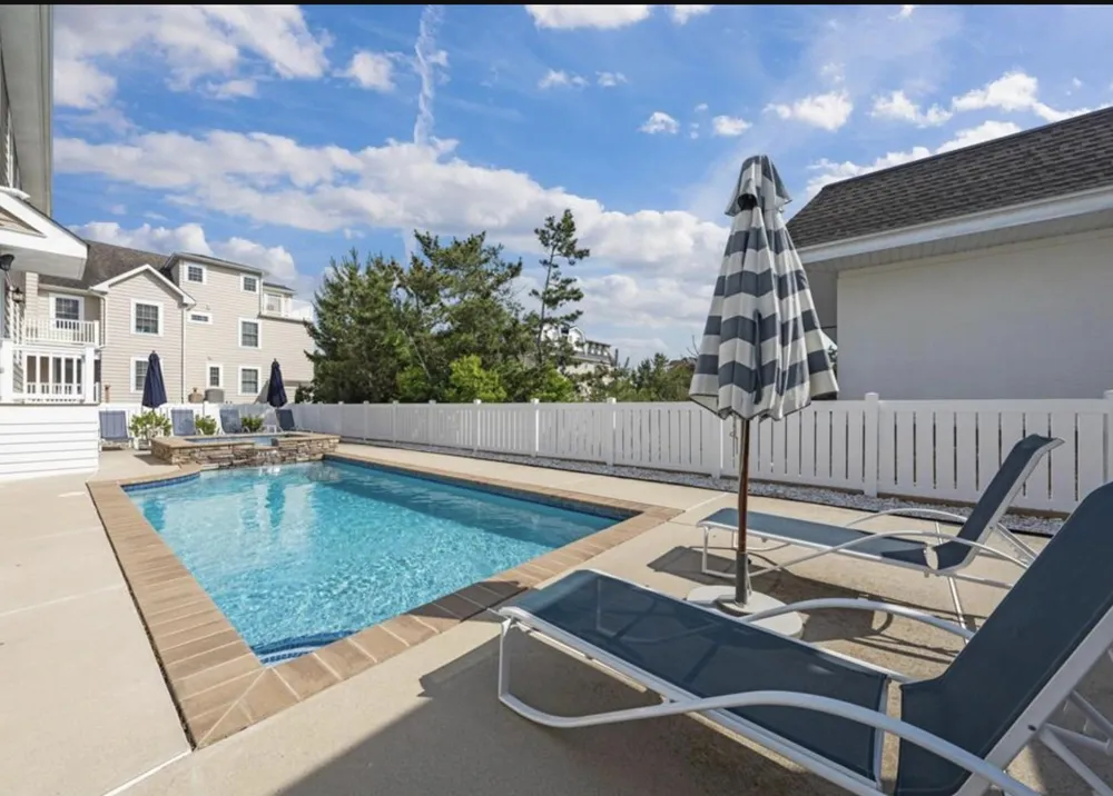 264 41st Street Avalon, NJ 08202