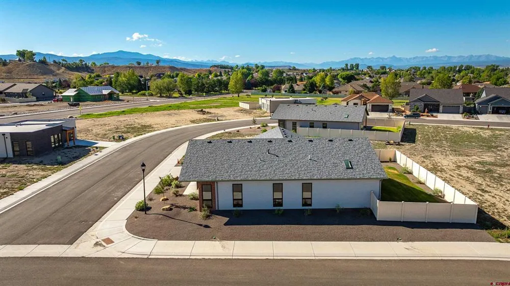3447 Kestrel Loop Montrose, CO 81401