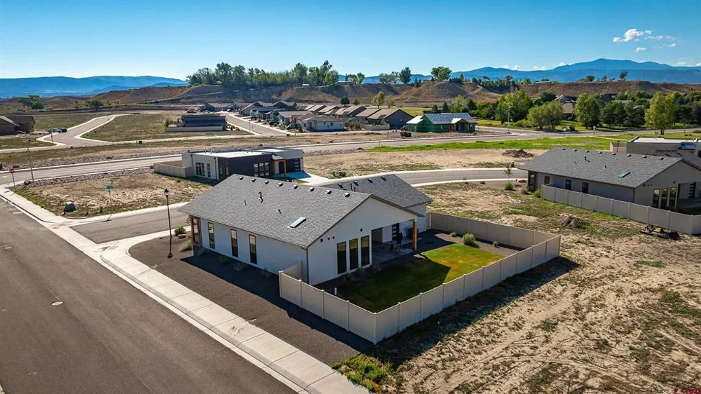 3447 Kestrel Loop Montrose, CO 81401