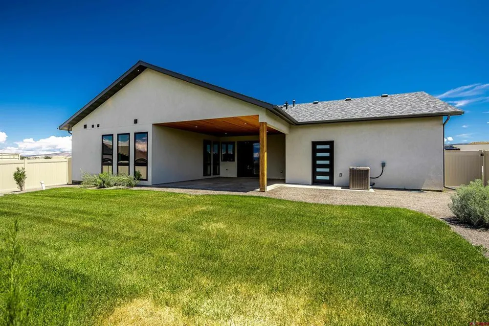 3447 Kestrel Loop Montrose, CO 81401