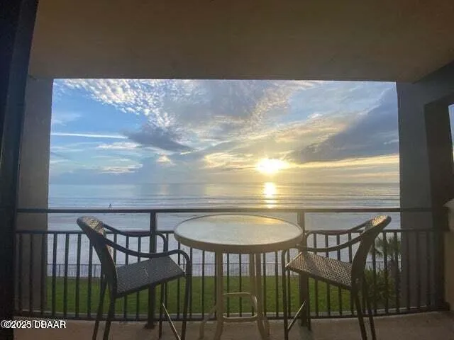 2301 S Atlantic Avenue #303 Daytona Beach Shores, FL 32118