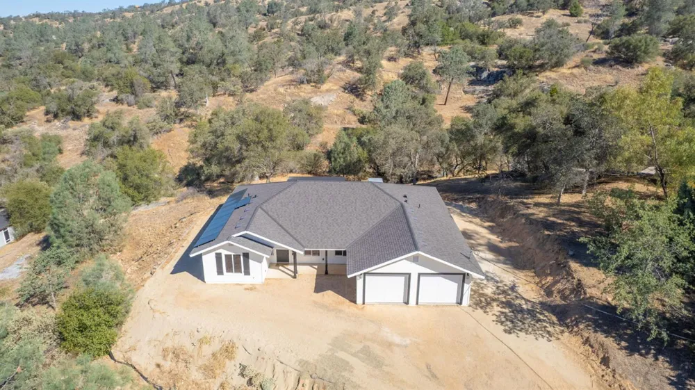 41453 Long Hollow Drive Coarsegold, CA 93614