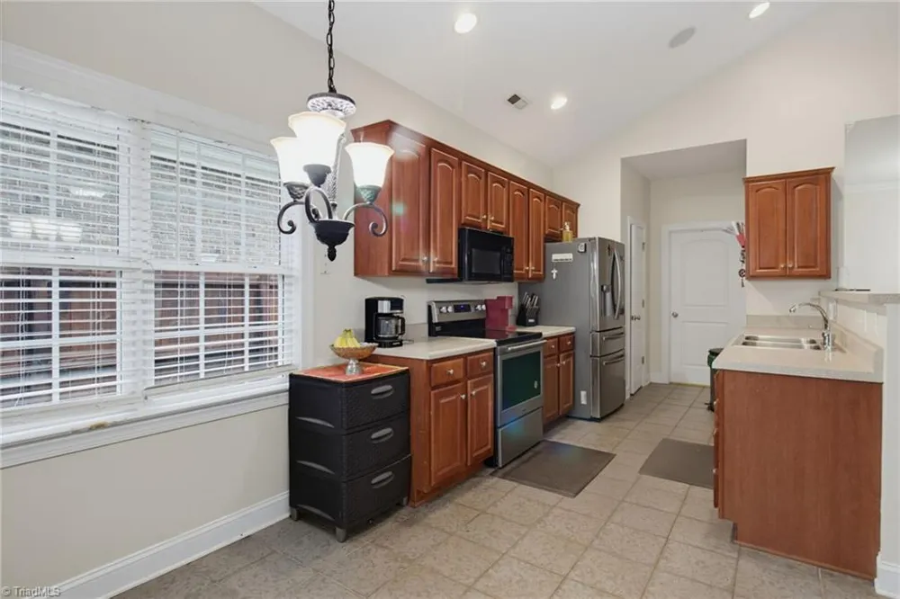 5917 Kenville Green Circle Kernersville, NC 27284