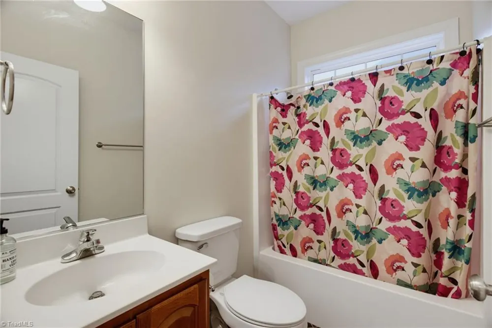 5917 Kenville Green Circle Kernersville, NC 27284