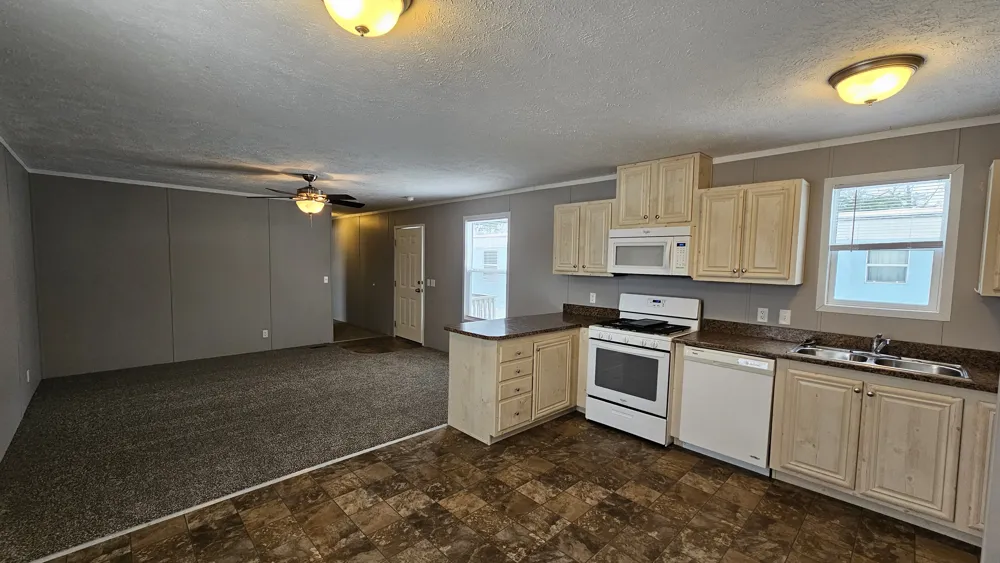 855 W. Jefferson #18 Grand Ledge, MI 48837