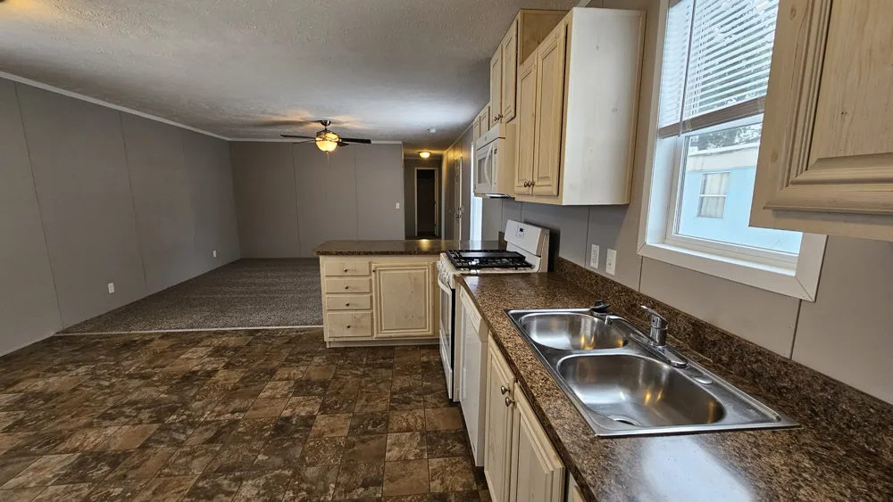 855 W. Jefferson #18 Grand Ledge, MI 48837