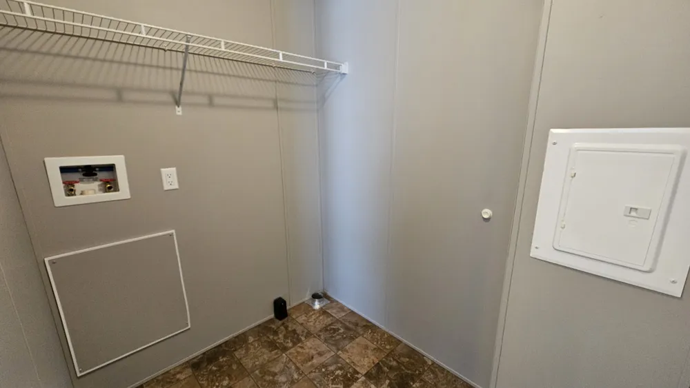 855 W. Jefferson #18 Grand Ledge, MI 48837