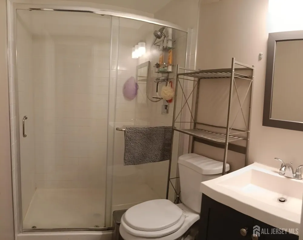 209 Eaton Avenue Trenton, NJ 08619
