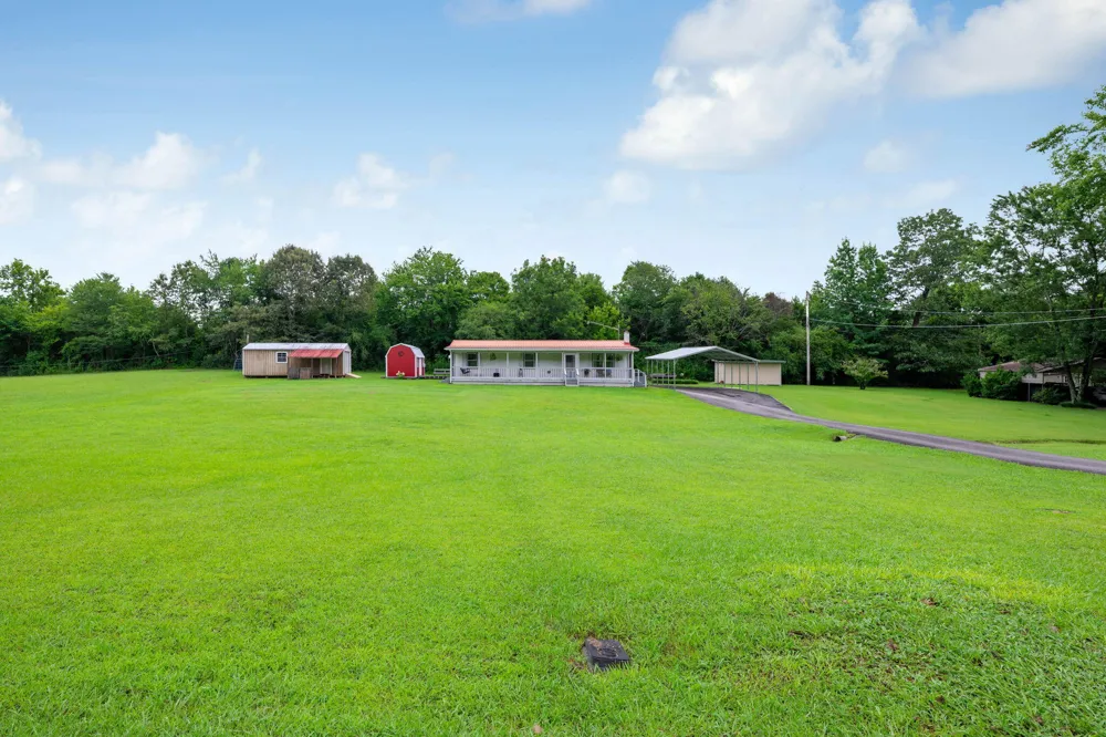 113 County Road 650 Etowah, TN 37331