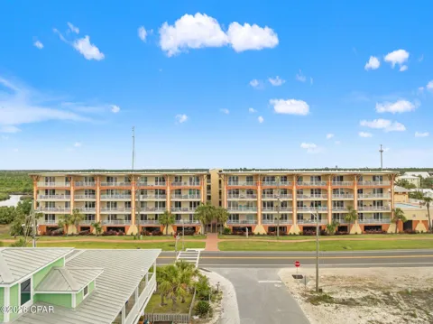 2202 Highway 98 #402